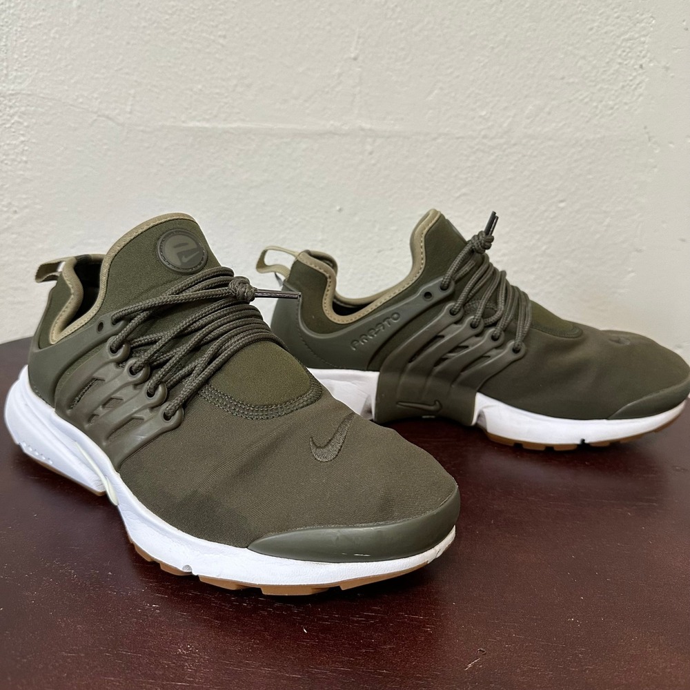 Nike Air Presto Olive Green Running Sneakers Women's Size 9